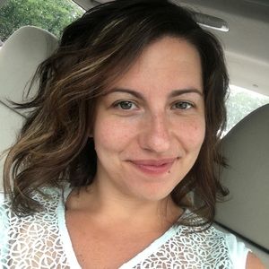 Meet your Posher, Suzanne